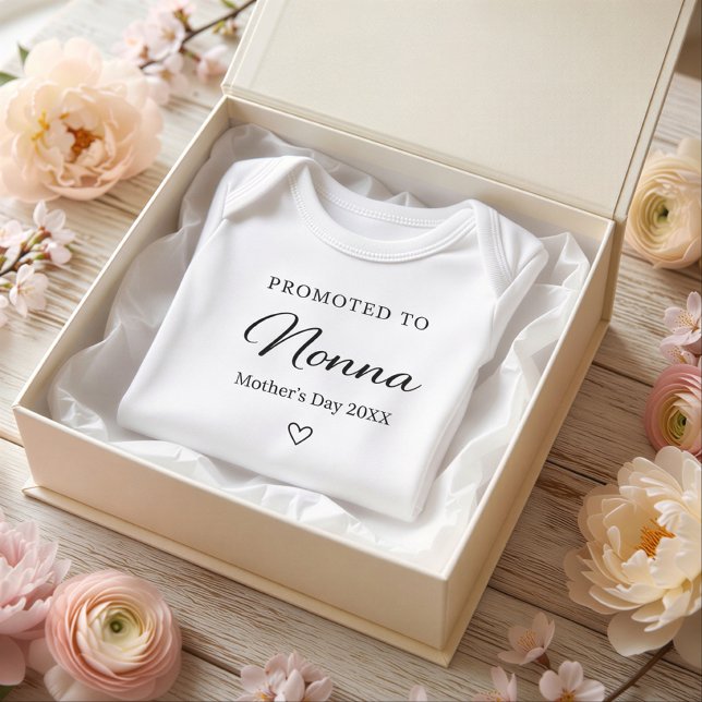 Body Mother’s Day Pregnancy Reveal Gift for Nonna (Mother’s Day Pregnancy Reveal Gift for Nonna Baby Bodysuit)