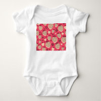 Motif de fraise rose : design doux et homogène