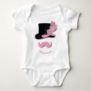 Body Moustache rose, casquette supérieur, plumes, et