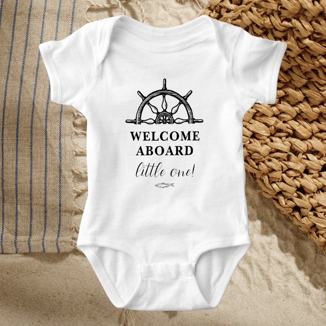 Body Nouveau-né à thème nautique (Nautical themed Newborn Baby Baby Bodysuit, "Welcome aboard little one!" with ship wheel graphic)