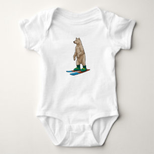 Body Ours comme skieur avec ski