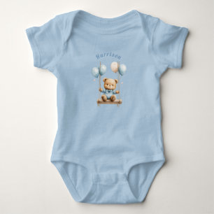 Body Ours portant du bleu sur des ballons de swing