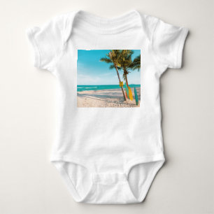 Body Panneaux de surf sur la plage lancer oreiller