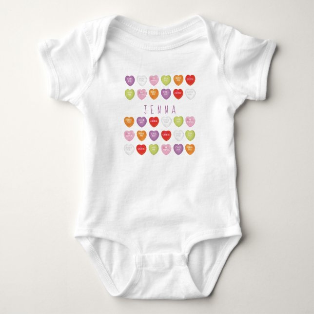 Body personnalisé pour bébé avec coeurs de convers (Devant)