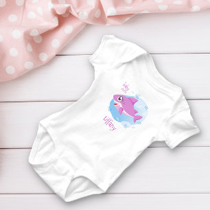Body Petite fille rose requin