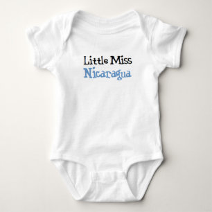 Body petite nicaraguayenne
