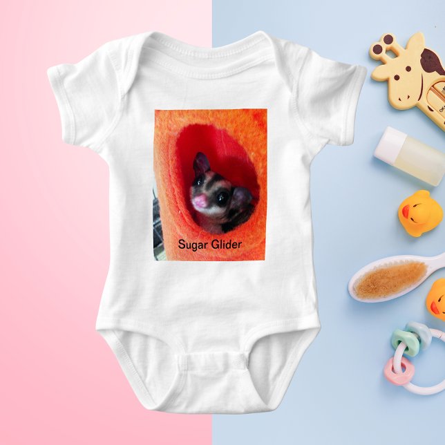 Body Planeur à sucre en Orange Hanging Lit (Sugar Glider in Orange Hanging Bed Baby Bodysuit)
