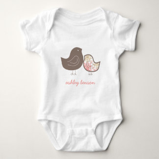 Body Poussin pastel rose fantaisiste damassé, chic bébé