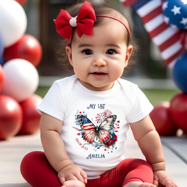 Body Premier nom de papillon du drapeau américain 4 jui (First 4th of July American Flag Butterfly Name Baby Bodysuit)