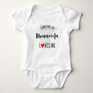 Body Quelqu'Un Au Minnesota M'Aime Carte Bébé Bodysuit