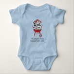 Body Réunion de famille BBQ annuel Fête d'été amusante<br><div class="desc">Célébrez votre réunion de famille avec ce t-shirt personnalisé assorti ! Il est parfait pour un BBQ d'été ou tout autre événement amusant. Vous pouvez personnaliser le t-shirt avec le nom de votre famille, la date de la réunion et d'autres détails. C'est un excellent moyen de montrer l'esprit de votre...</div>