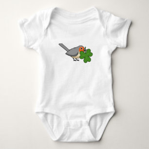 Body Robin mignon avec Shamrock en caricature
