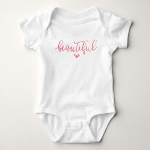 Body SORTIE DE BÉBÉ SUR SITE Beau Script rose moderne