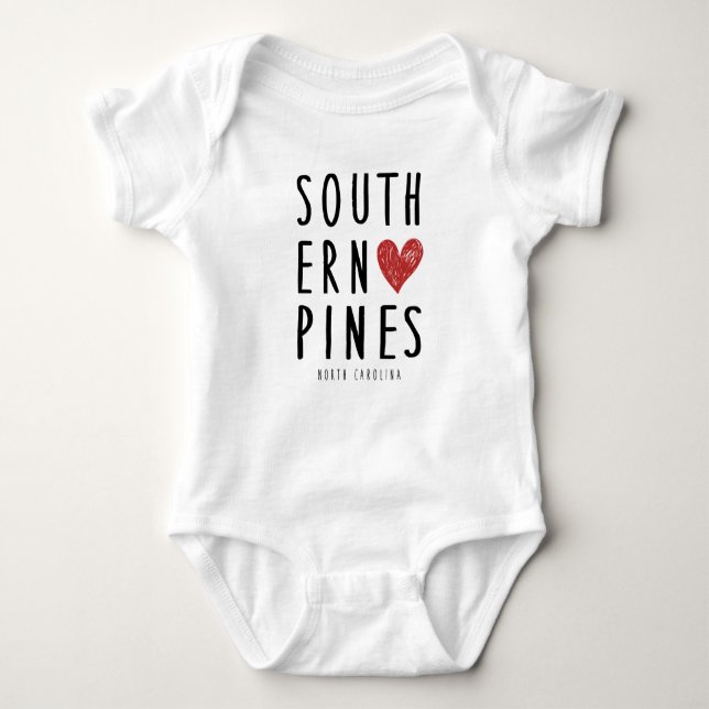Body Southern Pines North Carolina Baby Outfit Cadeau (Devant)