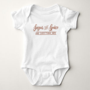 Body Sucre et épices Rose or Calligraphie une pièce