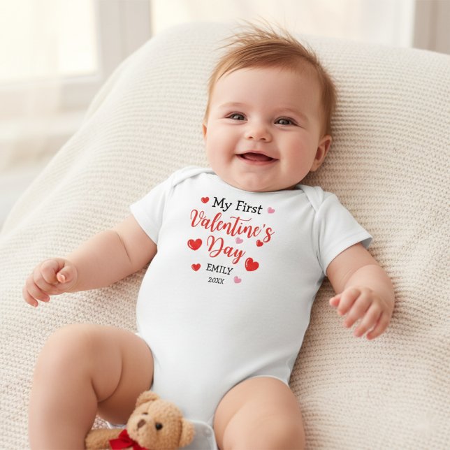 Body Tenue de bébé pour la Saint-Valentin, mon premier  (Créateur téléchargé)