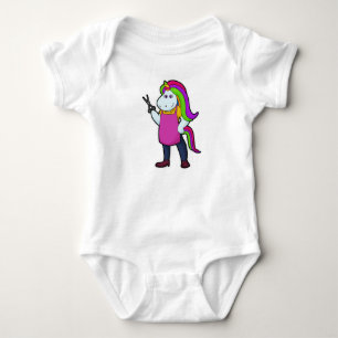 Body Unicorne comme coiffeur avec ciseaux
