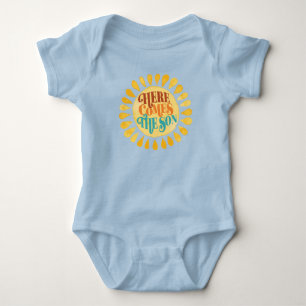 Body Voici Le Fils Boy Baby Bodysuit