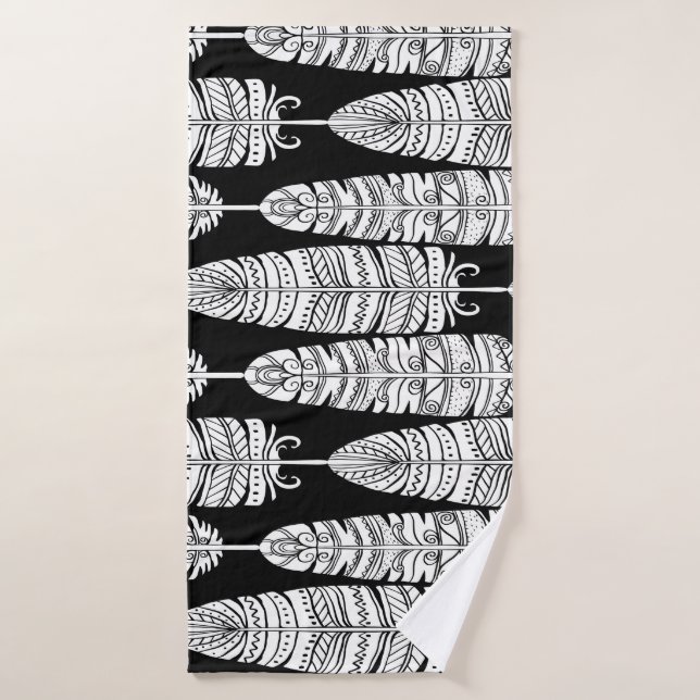 Boho plumes : motif noir et blanc (Serviette de bain)