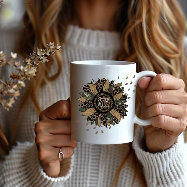 Boho "Stay Wild" Camo Sunflower 15oz Café Mug (Créateur téléchargé)