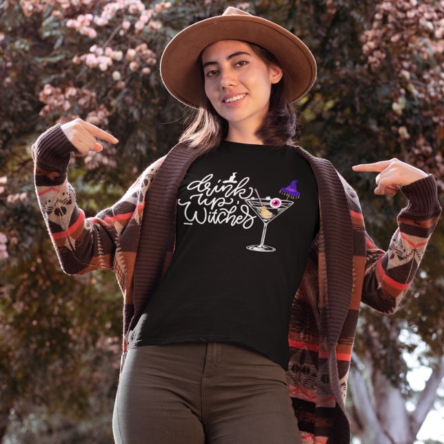 Boire des sorcières Drôle Halloween T-Shirt (Créateur téléchargé)