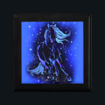 Boîte À Souvenirs Boîte Cadeau Bleu Cheval Courir À La Nuit étoilée<br><div class="desc">Boîte Cadeau avec Cheval Courant En Bleu Lune Étoile Nuit Magique Dessin animal - Choisissez / Ajouter Votre Texte / Couleur unique - Faites Votre Cadeau Spécial - Redimensionnez et déplacez ou retirez et ajoutez des éléments / image avec outil de personnalisation ! - Dessin et design par MIGNED. Vous...</div>
