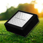 Boîte À Souvenirs Boule de golf avec texte personnalisé<br><div class="desc">Design unique pour le golfeur décontracté au professionnel de Heart. Classé et unique,  cela impressionnera sûrement vos copains de golf lors du prochain tournoi ou rassemblement. Customisez cette balle de golf avec le texte de votre choix.</div>