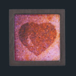 Boîte À Souvenirs coeur rose corail<br><div class="desc">Personnaliser l'amour coeur violet Personnaliser l'amour coeur violet Photo par Sandy Closs Valentine, Valentines, "Saint Valentin", Coeur rouge, violet, amour, coeurs, amoureux, mariage, mariages, Romance Personnalisé Modèle ou Prêt comme il vient : Personnalisez avec votre propre nom, motif, design, citation, monographie ou photo. Utilisez nos illustrations, photos, graphiques cool, puis...</div>