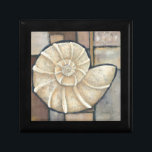 Boîte À Souvenirs Coque d'Abalone<br><div class="desc">Charikilia Zarris est une artiste talentueuse connue pour ses oeuvres d'art océaniques. Ses images sont paisibles et calmes vous relaxant avec chaque photo. Obtenez cette oeuvre d'art nautique avec une coquille d'Abalone au centre de tout,  bordée de carrelage et d'une belle palette de couleurs.</div>