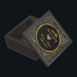 Boîte À Souvenirs Damas Et Coeur Noir Et Or<br><div class="desc">Simple élégant noir et or damassé avec coeur - or mariage anniversaire</div>