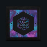 Boîte À Souvenirs Dés RPG | Nebula Imaginaire Retro Tabletop PnP Gam<br><div class="desc">C'est toujours GAME ON alors choisissez votre initiative d'arme et de rouleau... Un nouveau GEEK Joueur CHIC thème mariage/fête parfait pour n'importe quelle table ancienne RPG stylo/crayon et papier (PnP) imaginaire joueur de rôle avec un dé polyédrique 20 côtés Mdn avec un rouleau naturel 20 pour le jeu de rôles...</div>