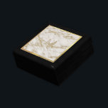 Boîte À Souvenirs Élégant Monogramme en marbre doré<br><div class="desc">numériquement conçu avec un motif en marbre veiné doré,  taillé dans une couleur or. Customisez facilement votre monogramme initial de choix. Grand cadeau et conservation pour les mariages,  c'est-à-dire la demoiselle d'honneur,  la mariée,  l'équipe nuptiale,  les anniversaires,  les anniversaires et presque toute occasion spéciale.</div>