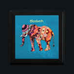 Boîte À Souvenirs Eléphant multicolore coloré sur Arrière - plan ble<br><div class="desc">Illustration d'éléphant à motif abstrait coloré posée sur un arrière - plan gris bleu. L'éléphant a des couleurs violet orange et bleu avec des cercles,  des lignes ondulées et d'autres formes qui composent ce design psychédélique aux saveurs orientales.</div>