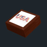 Boîte À Souvenirs États-Unis - États-Unis d'Amérique - Drapeau - Pat<br><div class="desc">USA - Etats-Unis d'Amérique - Drapeau - Patriotique - Jour de l'Indépendance - 4 juillet - Personnalisable - Choisissez / Ajoutez votre texte unique / Couleur / Image - Faites votre cadeau spécial - Redimensionnez et déplacez ou supprimez et ajoutez des éléments / image avec outil de personnalisation. Vous pouvez...</div>