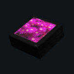 Boîte À Souvenirs Fleurs d'aster rose<br><div class="desc">Un joli thème fleuri,  avec une bouquet animée de fleurs d'aster rose. Ces marguerites aux couleurs fuschies vives ont des têtes de fleurs en forme d'étoile. Couleur vive et vive. Pour les jardiniers,  naturalistes,  fleuristes,  horticulteurs et tous ceux qui aiment les fleurs.</div>