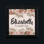 Boîte À Souvenirs Flower Girl Proposition cadeau Fête des mariées Cu<br><div class="desc">Voulez-vous donner à vos servantes d'honneur le meilleur cadeau de tous ? Pourquoi ne pas leur offrir une boîte à bijoux personnalisée remplie de toutes leurs fleurs préférées ! Ce cottagecore boho enchantée thème mariage fleurie proposition cadeau cadeau de fête de mariée personnalisée boîte de garde de bijoux est parfait...</div>