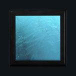 Boîte À Souvenirs Glaces Water Ice Blue Frost Chic Winter métallc<br><div class="desc">Christmas Season,  Wintertime,  Frozen Water Ice Blue Frost Chic Winter Metallic Solive Style</div>