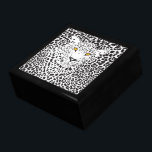 Boîte À Souvenirs Léopard noir et blanc dans les points<br><div class="desc">Mignonne illustration de tête de léopard noir et blanc,  yeux brun-membre,  se cachant dans ses taches.</div>