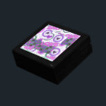 Boîte À Souvenirs Lovely Love Heart Motif Art Imprimer<br><div class="desc">Lovely Love Heart Motif Art Print Présentation de "Lovely Love Heart Motif Art Print", une pièce vibrante et joyeuse qui célèbre l'amour de manière ludique. Cette oeuvre présente une composition dynamique remplie de motifs cardiaques et du mot "LOVE", ce qui en fait un complément parfait à tout espace qui incarne...</div>