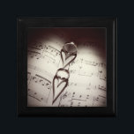 Boîte À Souvenirs Mariage Ring Hearts Musique<br><div class="desc">Un livre de composition à angle droit fait des anneaux ronds éternels en forme de coeur.</div>