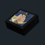 Boîte À Souvenirs Mariage vintage, Mariée mignonne et Groom sur une<br><div class="desc">Illustration vintage image de mariage d'amour et de romance montrant un mignon couple de bébé assis sur une lune de croissant dans le ciel nocturne avec des étoiles scintillantes. La mariée a un voile pur et un bouquet mariage fleuri et le marié a un chapeau haut.</div>