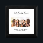 Boîte À Souvenirs Meilleurs amis pour toujours noms photo blanc noir<br><div class="desc">Un cadeau pour votre(s) meilleur(s) ami(s) pour une fête d'anniversaire,  mariage ou Noël. Texte noir : Best Friends Forever,  écrit avec un script de style à la main tendance. Personnalisez et utilisez vos propres photos et noms. Un arrière - plan blanc chic.</div>