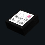 Boîte À Souvenirs Mère de la boîte-cadeau de souvenir de mariage de<br><div class="desc">Le beau papillon rose pour vos membres de partie nuptiales vient sur cette mère de la boîte à bijoux de souvenir de mariage de jeune mariée. La boîte de tuile et en bois est rayée et a la pièce pour des souvenirs de jour du mariage, un cadeau spécial ou l'article...</div>