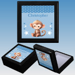 Boîte À Souvenirs Mignons singes étoiles ajouter nom bleu keeps<br><div class="desc">Garder boîte cadeau pour les enfants. Personnalisez avec un nom. Doté d'un mignon singe,  pois et étoiles aux couleurs bleu et blanc.</div>