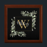 Boîte À Souvenirs Monogramme d'or noir personnalisé Vert Floral<br><div class="desc">Élégante aquarelle verdure feuille monogramme de nom floral avec un monogramme d'or initial sur un arrière - plan noir avec votre nom dans un script blanc élégant. Conçu par Thisnotme©</div>