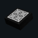 Boîte À Souvenirs Motif géométrique noir blanc en bois Keepsaké cade<br><div class="desc">Un élégant quatrefoil géométrique moderne noir et blanc motif laqué bijoux ou boîte en bois de conservation avec un couvercle en céramique moderne design.</div>