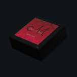 Boîte À Souvenirs Noël Rouge Or Noir Mariage d'hiver Monogramme<br><div class="desc">Cette boîte cadeau de Noël en or rouge noir pour les jeunes mariés est un trésor parfait à donner. Monogramme floral motif,  élégant,  moderne,  tendance,  classe,  élégant,  élégant,  beau,  chic succulent métallique. Copyright de l'image Marg Seregelyi Photography.</div>