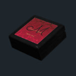 Boîte À Souvenirs Noël Rouge Or Noir Mariage d'hiver Monogramme<br><div class="desc">Cette boîte cadeau de Noël en or rouge noir pour les jeunes mariés est un trésor parfait à donner. Monogramme floral motif,  élégant,  moderne,  tendance,  classe,  élégant,  élégant,  beau,  chic succulent métallique. Copyright de l'image Marg Seregelyi Photography.</div>