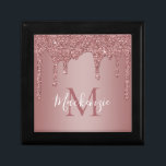 Boîte À Souvenirs Parties scintillant Rose de luxe étincelante  Mono<br><div class="desc">Fille Rose Gold Sparkle Parties scintillant Drips Monogram boîte cadeau avec mode faux rose/rose or parties scintillant gouttes sur un arrière - plan chic avec votre monogramme et nom personnalisés. Veuillez nous contacter à cedarandstring@gmail.com si vous avez besoin d'aide pour la conception ou les produits correspondants.</div>