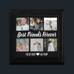 Boîte À Souvenirs Personnalisé Meilleurs amis Grille photo Garde-col<br><div class="desc">Vous cherchez un cadeau parfait pour votre meilleur ami? Ne cherchez pas plus loin que cette personnalisation personnalisée best friends photo grid collkeepsbox! Cette boîte à bijoux de keepsaké est le cadeau parfait pour votre bestie. Ce cadeau unique est parfait pour toute amie qui veut garder tous ses souvenirs préférés...</div>
